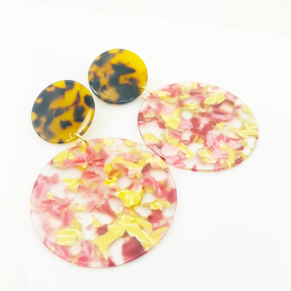 Circle Drop Earrings in Pink and Yellow with Torti - Picture 7 of 8